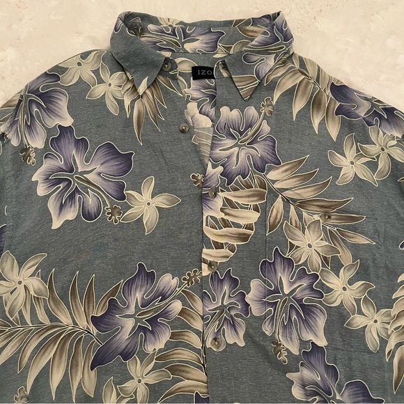 IZOD Men's Floral Shirt - Blue and Cream L - Picture 6 of 6
